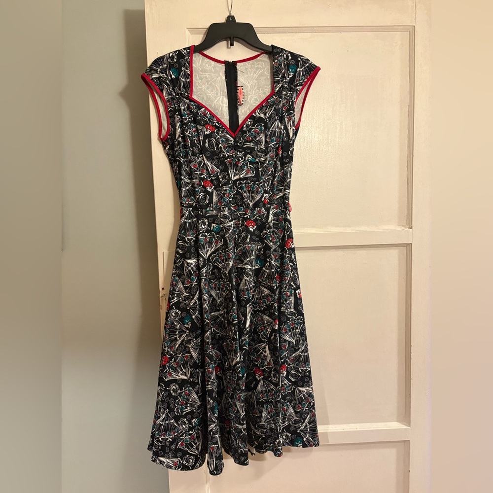 Pin Up Couture Heidi dress in Spanish Fan Print Sz S